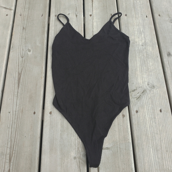 NWOT BP black ribbed v neck bodysuit - Picture 2 of 5